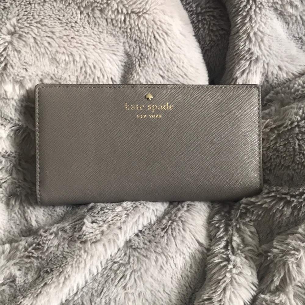 Kate Spade || “Stacy” Wallet